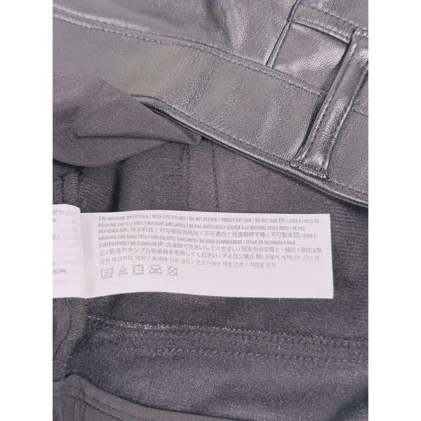 Abercrombie & Fitch Curve Love Vegan Leather Dad Shorts Size 32 Black Biker Moto - Image 10