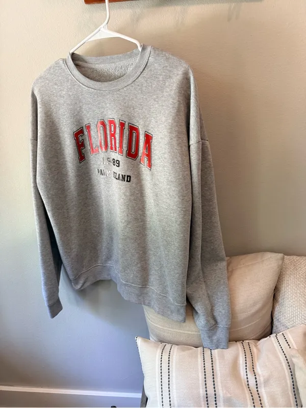 Women’s Small Gray Florida 1989 Palm Island Graphic Sweatshirt Pullover - Image 4