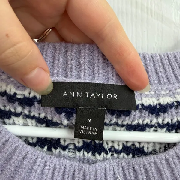 NEW Ann Taylor purple blue acrylic soft knit patterned short sleeve crop sweater - Image 3