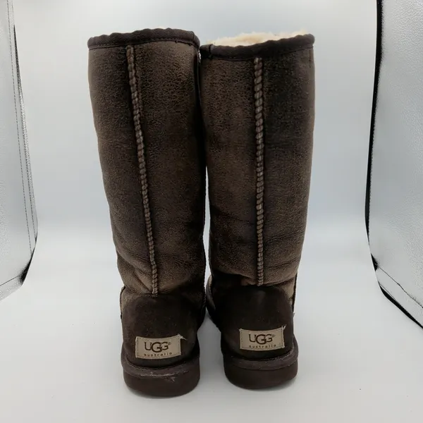 UGG Classic Tall Bomber‎ 5804 Sheepskin Lined Winter Boots Women Size 7 - Image 5