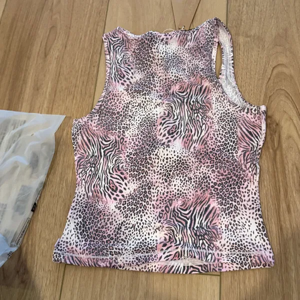 New Skims top XS - Image 4