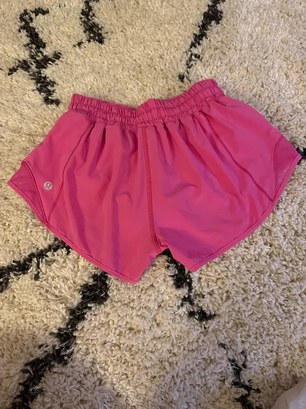 Sonic Pink Lululemon Hotty Hot 2.5" - Image 2