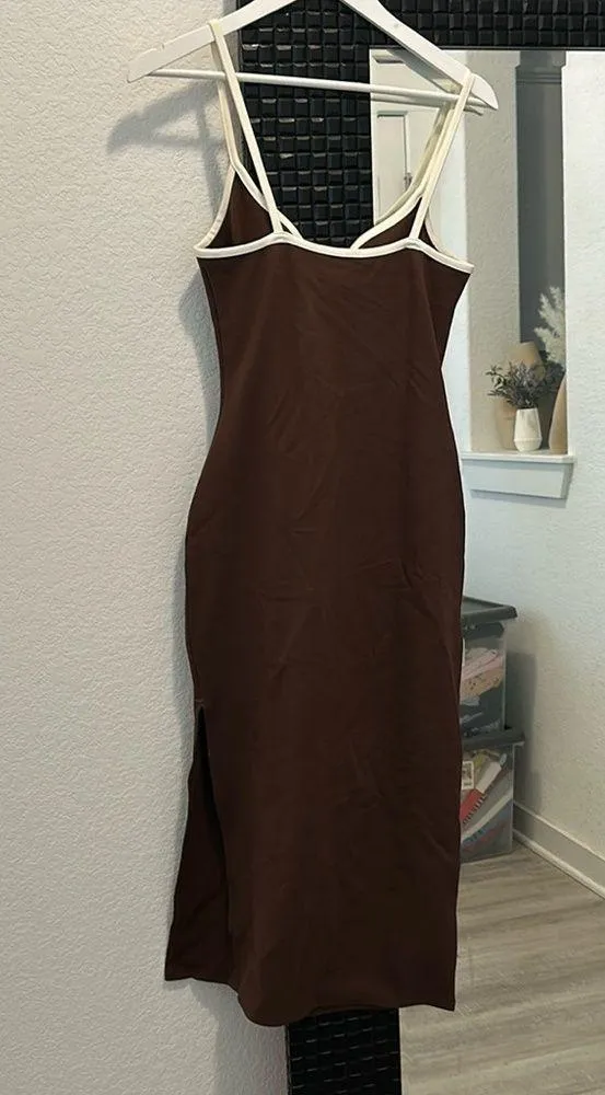 Abercrombie and Fitch brown body con spaghetti strap mid length dress - Image 3