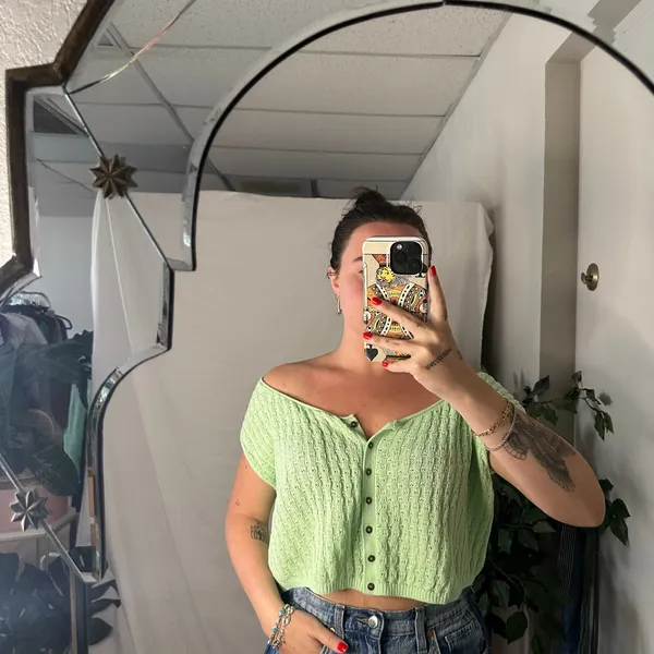 Anthropologie Pilcro Women's Cropped Cable Knit Sweater Top Sage Green Small - Image 6