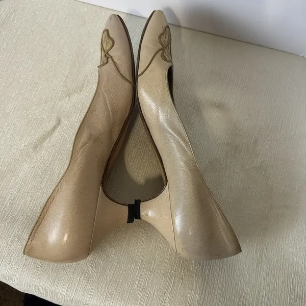 Bally Vintage Pumps Cream Leather Womens Shoes Size 7.5N Italy Snakeskin‎ Blush - Image 5