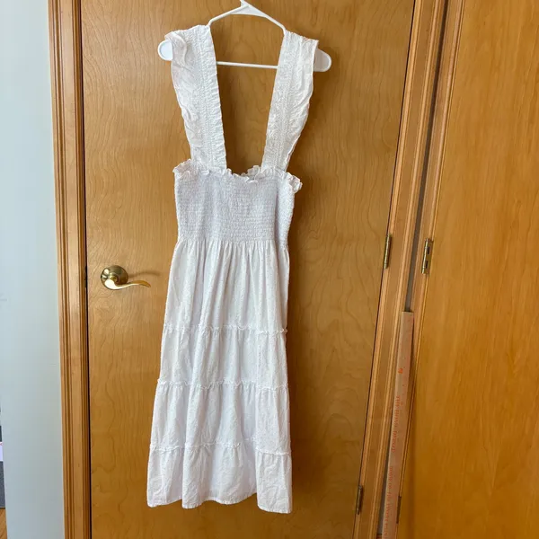 Hill House Nap Dress Women S White Pink Swiss Dot Smocked Tiered Midi Dress - Image 7