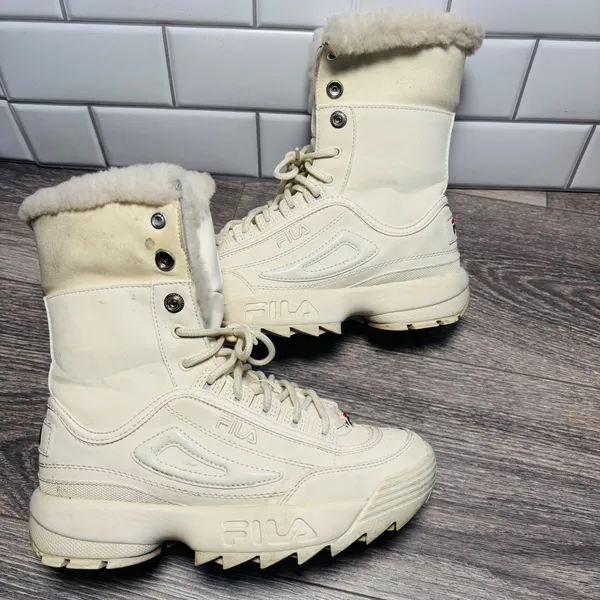 Fila Disruptor Lug Boot Winter White Faux Fur Trim‎ Lace Up Ankle Boots Size 7 - Image 4