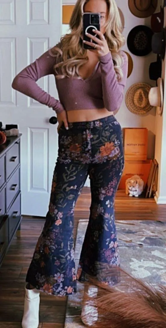 Free People High Waisted Floral Jeans - Image 4
