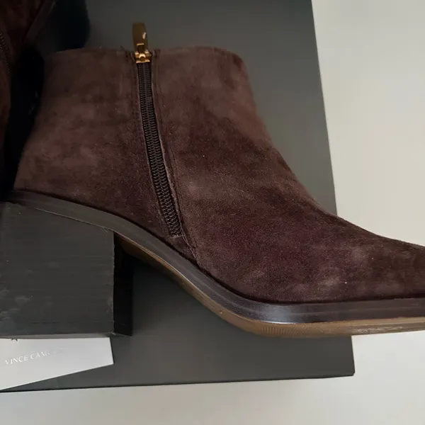 Vince Camuto Kelmi Women's Chocolate Brown Suede Ankle Boots 7.5 - Image 2