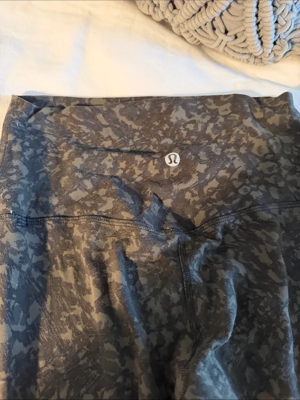 lululemon athletica Black Patterned Leggings - Image 2