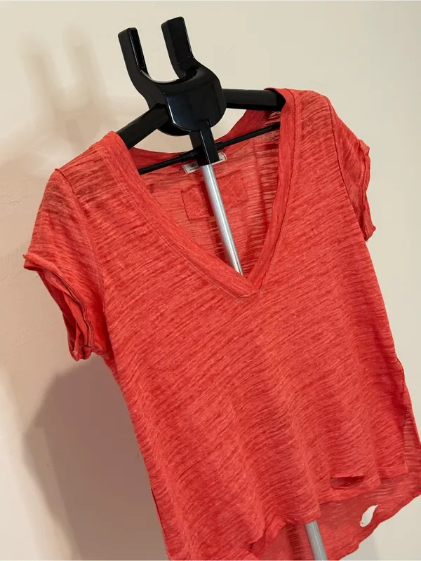 We The Free Free People Distressed V-Neck Tee Coral Red XS - Image 4