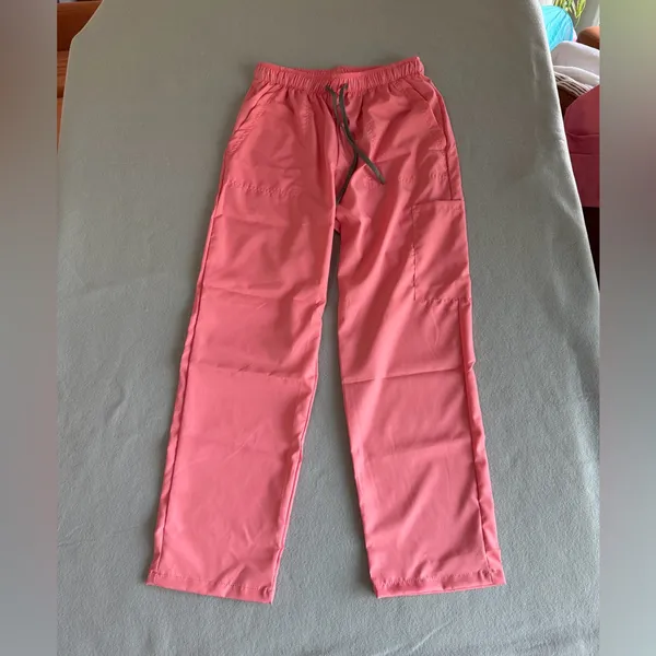 Women's NEW Salmon Colored Two Piece Scrub Set Size S #260763 - Image 5