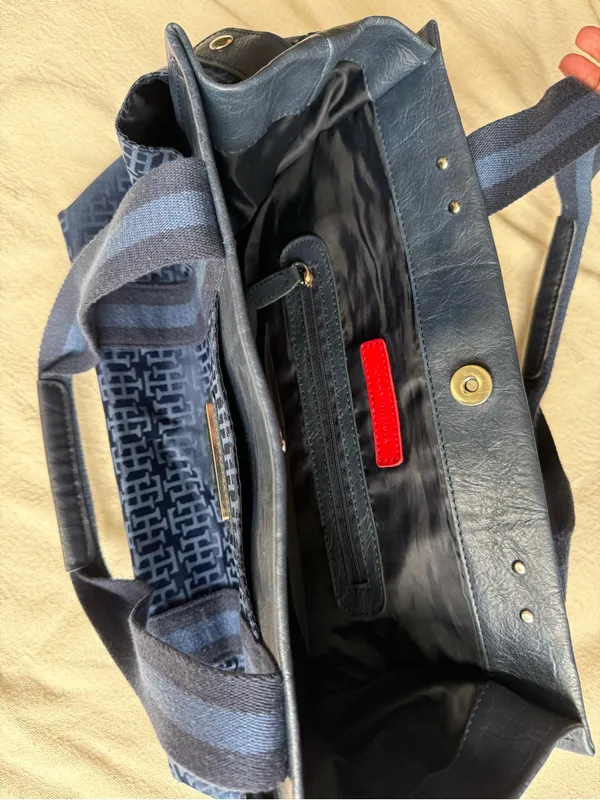 Tommy Hilfiger Navy and Midnight Blue Jacquard Logo Tote - Image 6