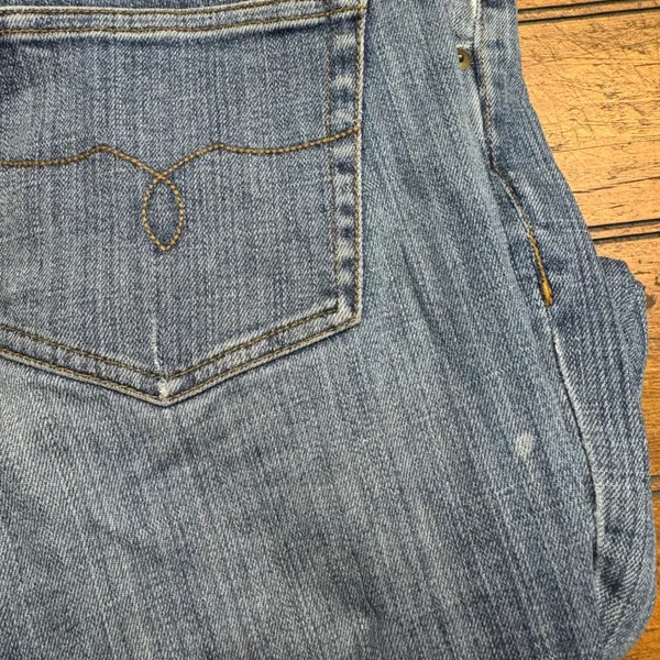 Lauren Jeans Co Ralph Lauren Womens Bootcut Denim Pants Medium Wash Size 6P‎ - Image 3