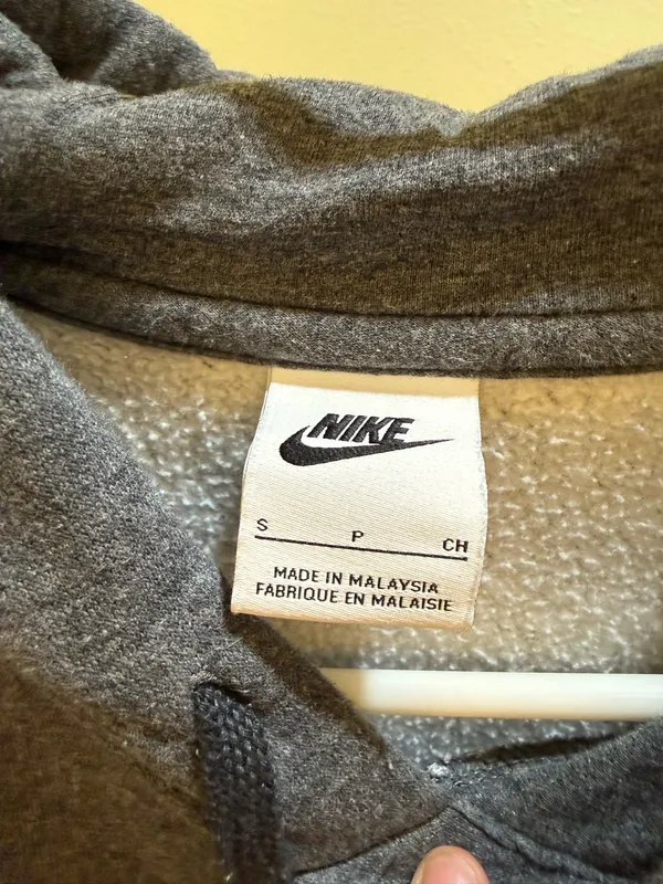 Grey Nike Hoodie - Image 4