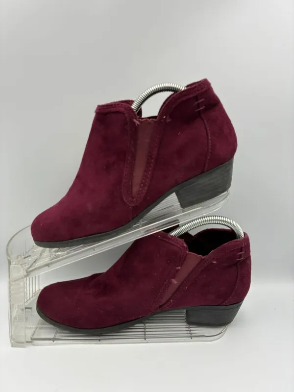 Maurices Womens Bridget Ankle Booties 8 Burgundy Slip-On Closed Toe Suede Casual - Image 2