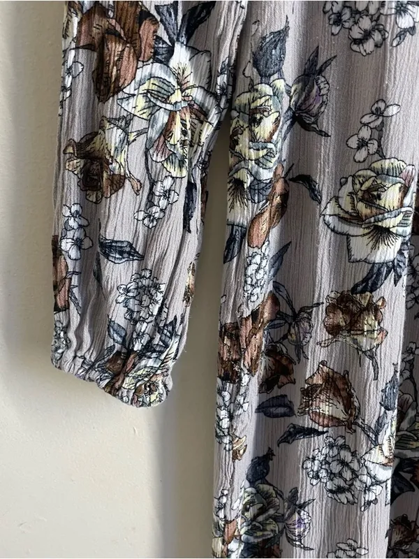 Natural Life Amelia Rose Crinkle Floral Midi Dress Size M Grey Brown - Image 7