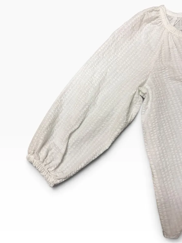 GAP White Seersucker Textured Button Front Peasant Blouse Size Medium - Image 5