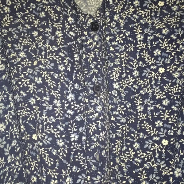 Woman’s Simply Styled Ruffle Crop Button Down Top - Image 3