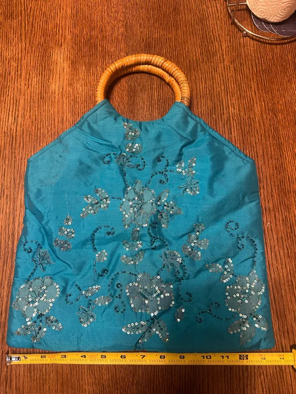 Lord & Taylor Y2K Wooden Handle Blue Purse with Embroidered Flowers - Image 4