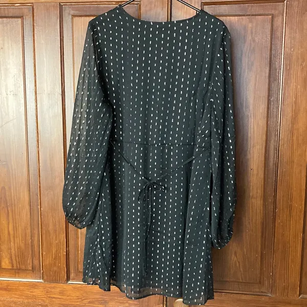 Old Navy Black Long-Sleeve V-Neck Dress with Silver Metallic Dot Print Size XL - Image 2