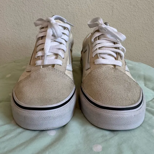 Vans Old Skool Cream and White Sneakers Womens size 6.5 - Image 3
