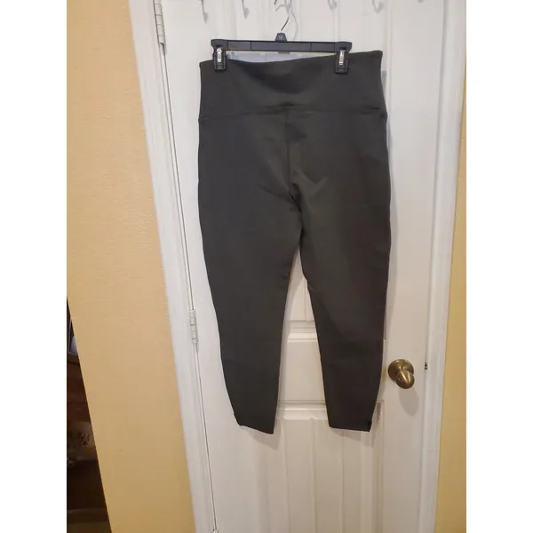 NWT Spanx stretch fit cropped leggings size XL - Image 14