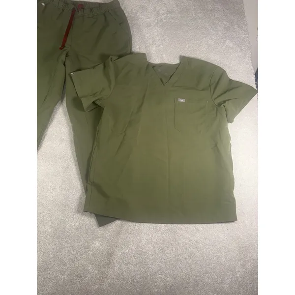 figs mens tansen jogger Large Short Pants scrubs set Dark Olive chisec top Large - Image 3
