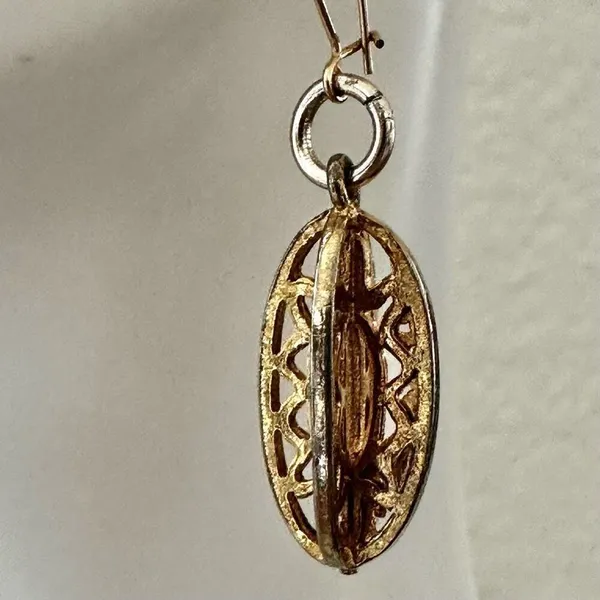Gold tone vintage drop earrings - Image 7