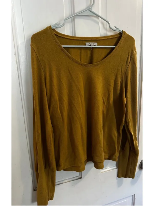 Madewell Puff-Sleeve Scoopneck Top in Mustard Yellow Prairie Preppy Coquette - Image 3