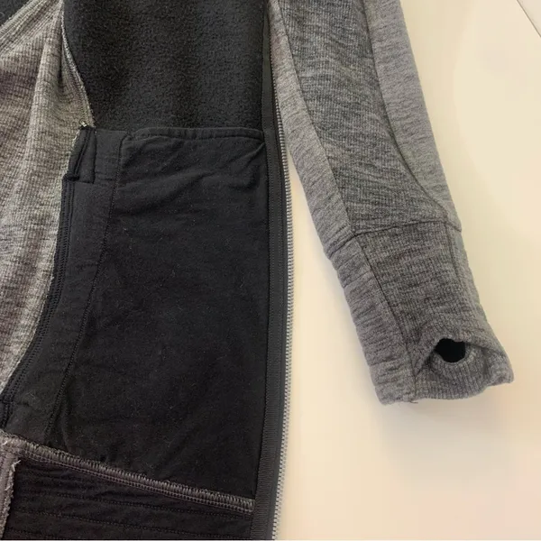 Lululemon Radiant Jacket Woman Sz 8‎ Heather Gray Sporty Workout Gym Athleisure - Image 8