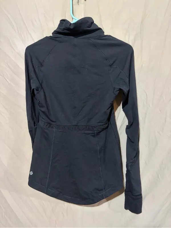 Lululemon Run: Reflect Pullover - Image 4