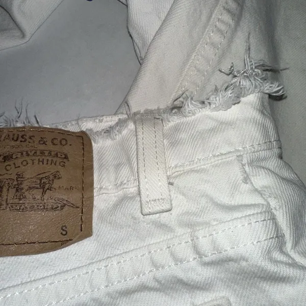 Vintage Levis 912 Slim Fit Tapered Leg Jeans White Orange Tab 11 Short Raw Waist - Image 8