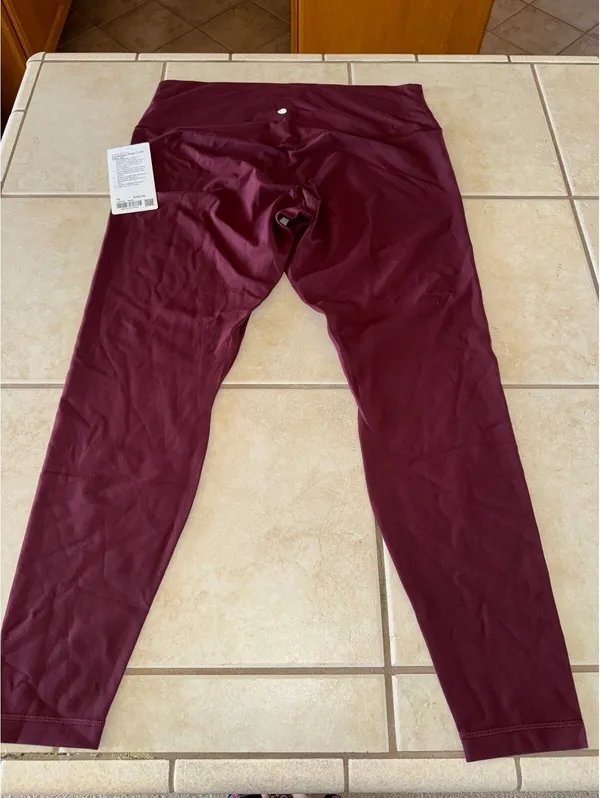 Lululemon Align High Rise 28” Red Merlot Size 16 NWT - Image 2