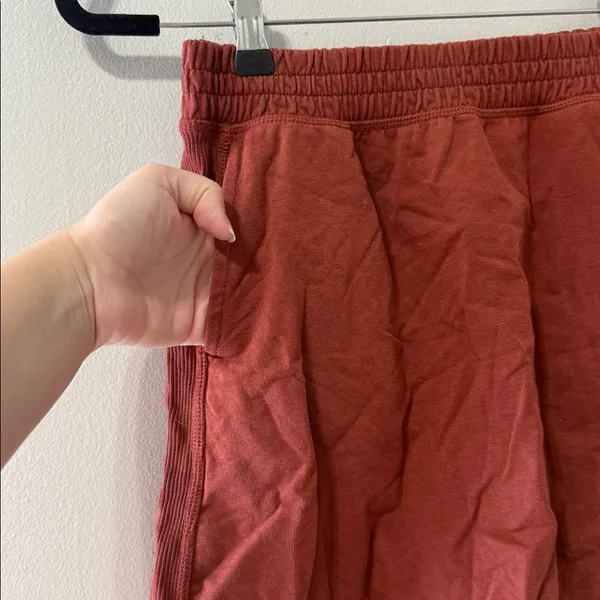 Aerie Orange Red Wine Ribbed Pull On Mini Sweatshirt Material Skirt Sz XXS - Image 2