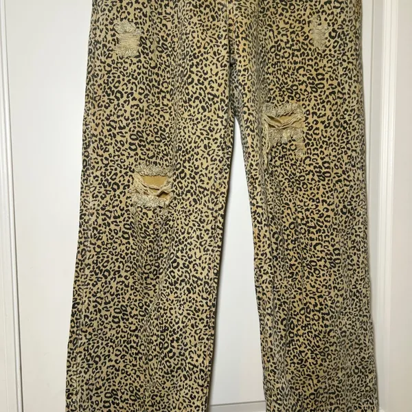 POL Leopard Print Distressed Straight Leg Jeans Tan Black Womens Small bold - Image 3