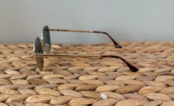Aire Sunglasses Revolve - Image 2