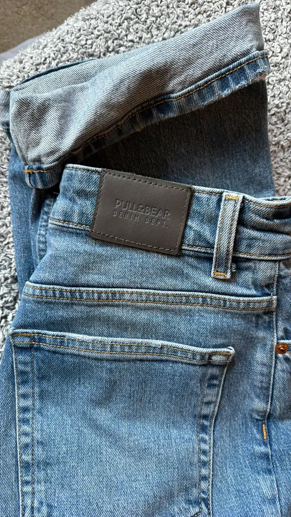 Mom Jeans - Image 3