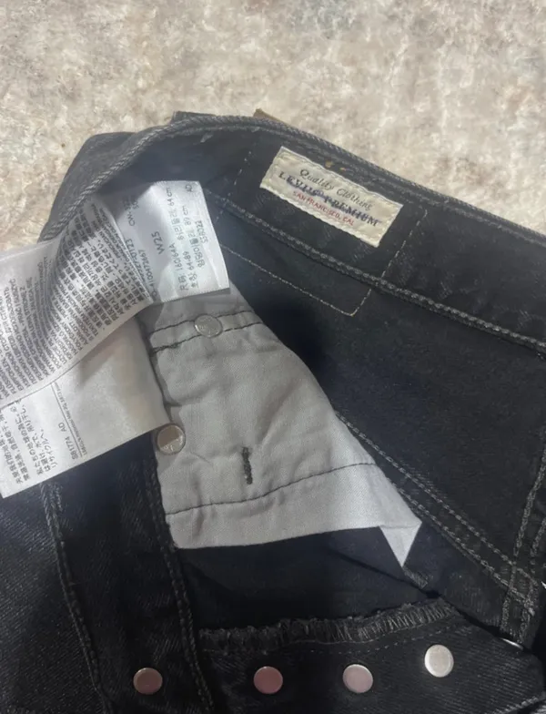 Levi 501 Jean Shorts - Image 3