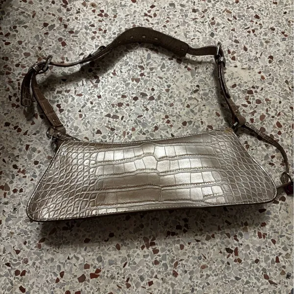 GUESS shoulder bag and wallet a crocodile skin effect - Image 5