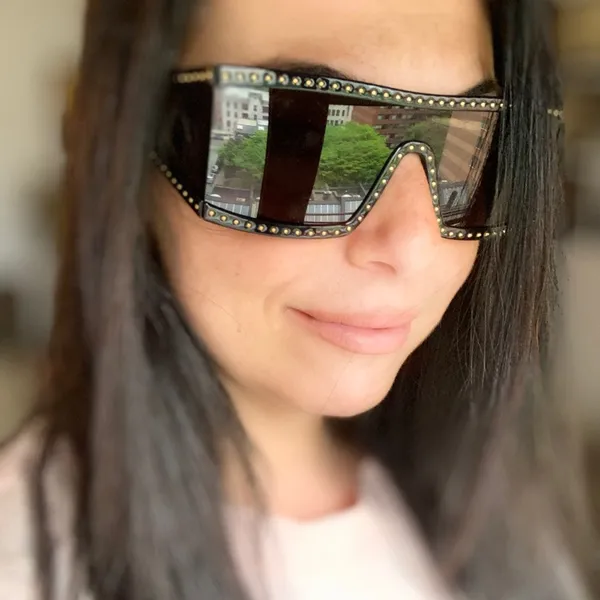 🔥SALE🔥Authentic MOSCHINO 99 Shield studs sunglasses - Image 8