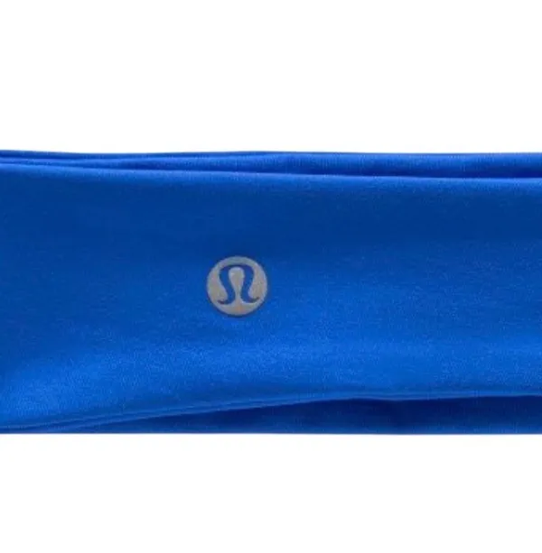 Lululemon Women's Luxtreme Training Headband Beach Ball Blue - Image 2