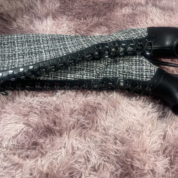 Black and white tweed knee high peep toe boots 7.5 - Image 9