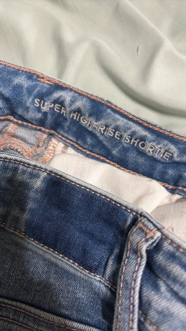 American Eagle High-Rise Shortie - Image 3