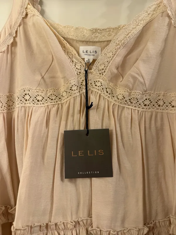 Le Lis Cream Dress - Image 8