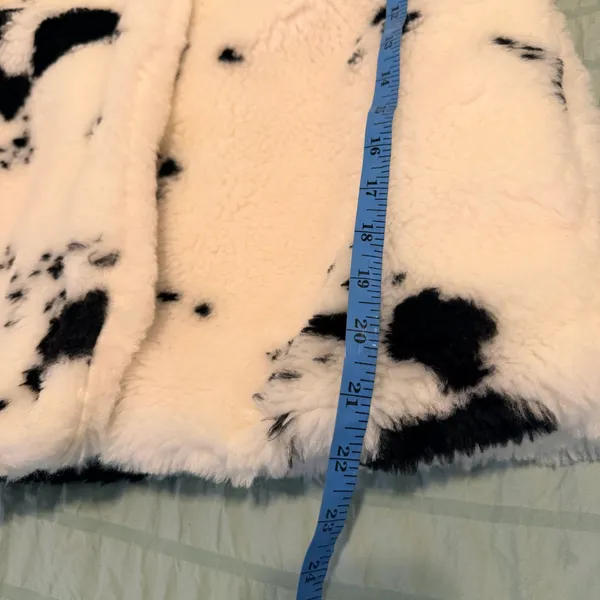 Juicy Couture White & Black Spotted Faux Fur Jacket Size M - NWOT - Image 13