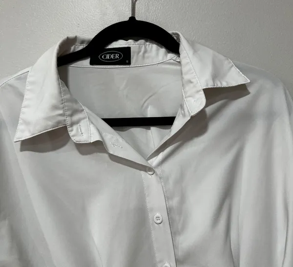 Cider white button down mini dress  Size Small - Image 8