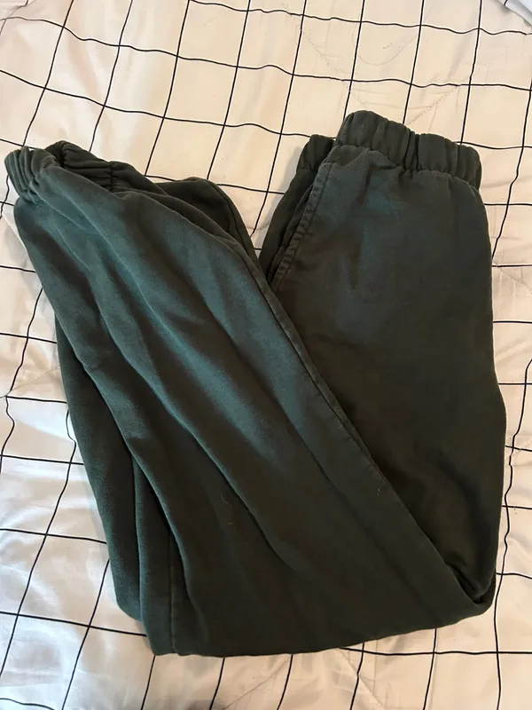 Green brandy sweats - Image 2