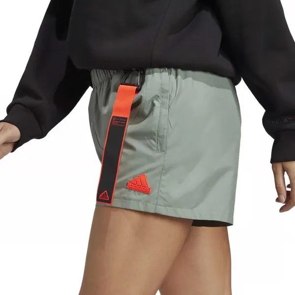 W C ESC Short - Image 2
