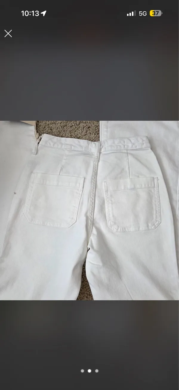 Universal Thread Jeans - Image 2